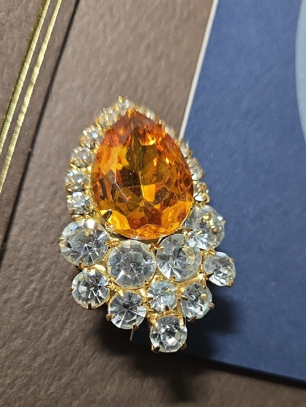 Gold-Tone Amber Teardrop & Clear Crystal Cluster Brooch Necklace Pendent - Picture 2 of 12